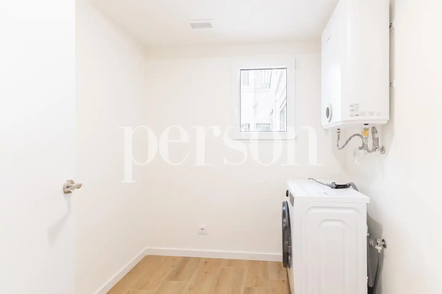 Piso en venta en Valencia con Aire acondicionado, Calefacción y Balcón