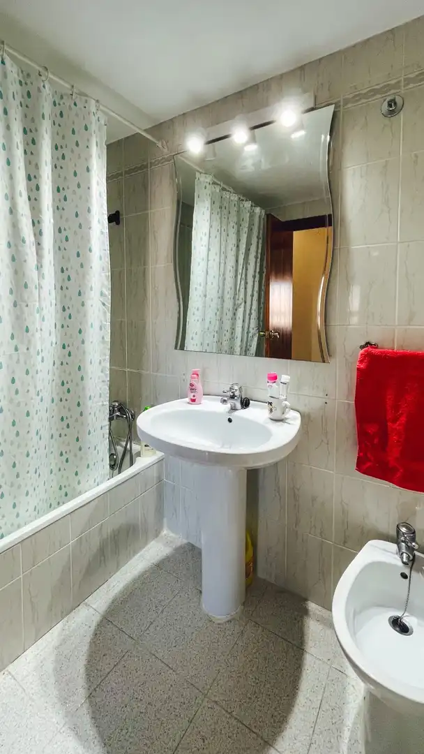 Bany de Pis en venda en Benidorm amb Aire condicionat, Jardí privat i Terrassa