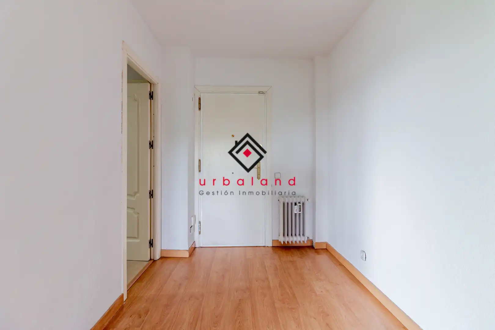 Bedroom of Attic for sale in Madrid  with Air Conditioner, Heating and Terrace