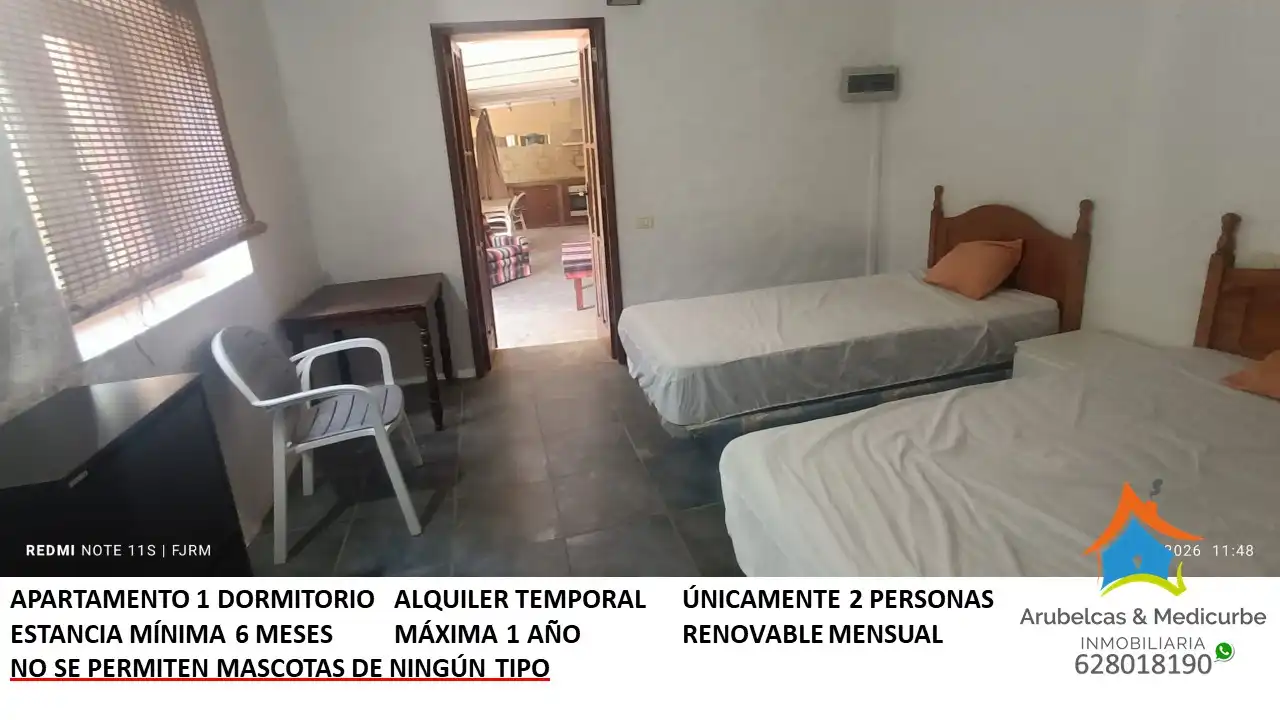 Dormitori de Finca rústica de lloguer en Telde amb Jardí privat, Moblat i Rentadora