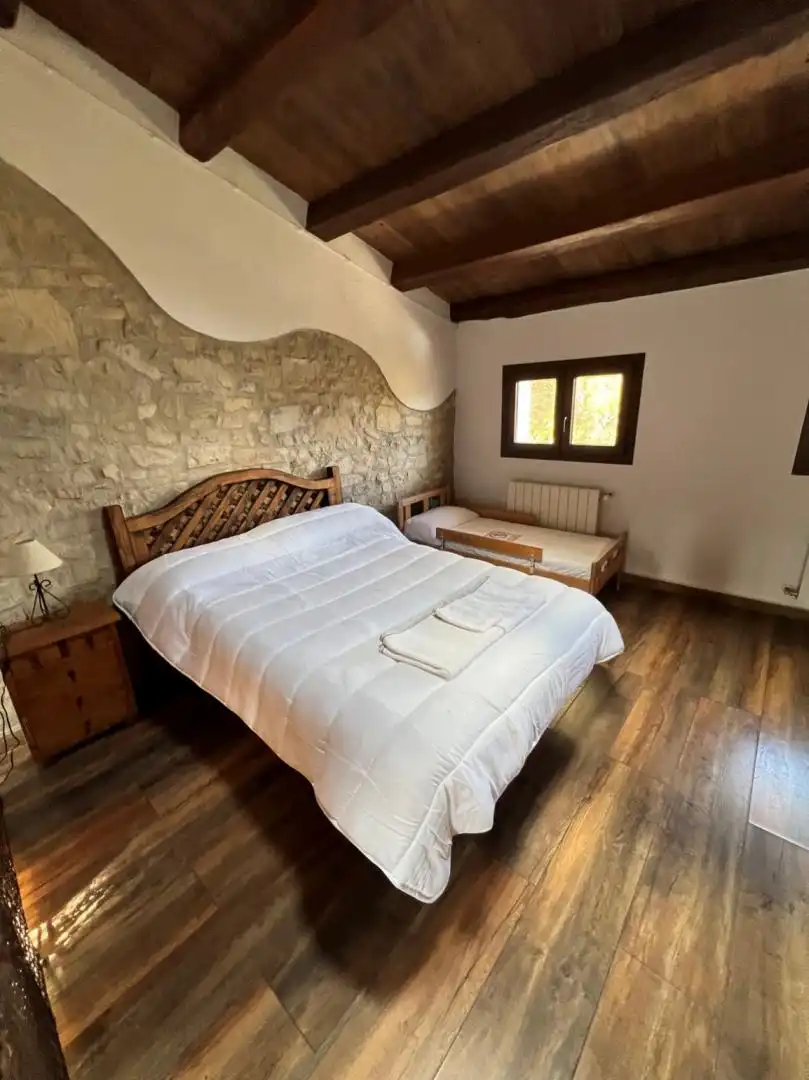 Habitación de Finca rústica en venta en Querol con Calefacción, Jardín privado y Terraza