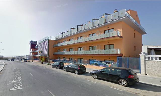 Local comercial en Venta en Avenida Conquistadores, 151 en Mazagón