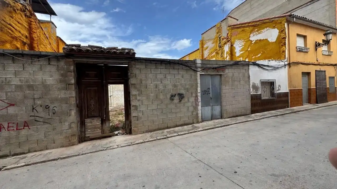Terreny residencial en venda a Enguera