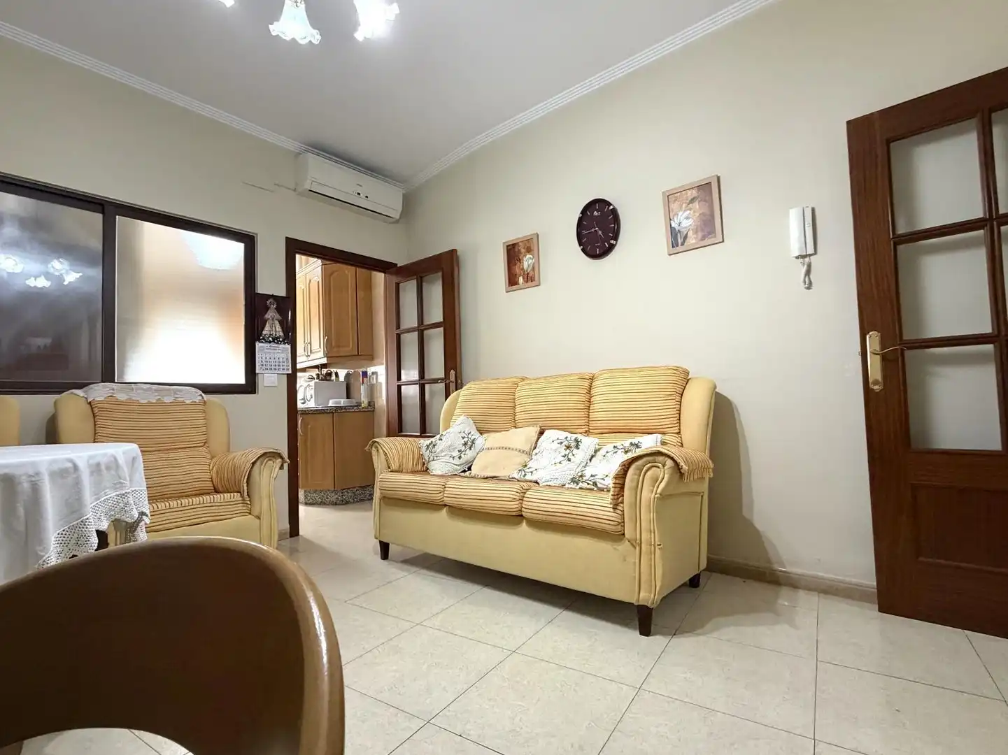 Sala d'estar de Casa o xalet de lloguer en Don Benito amb Aire condicionat i Moblat