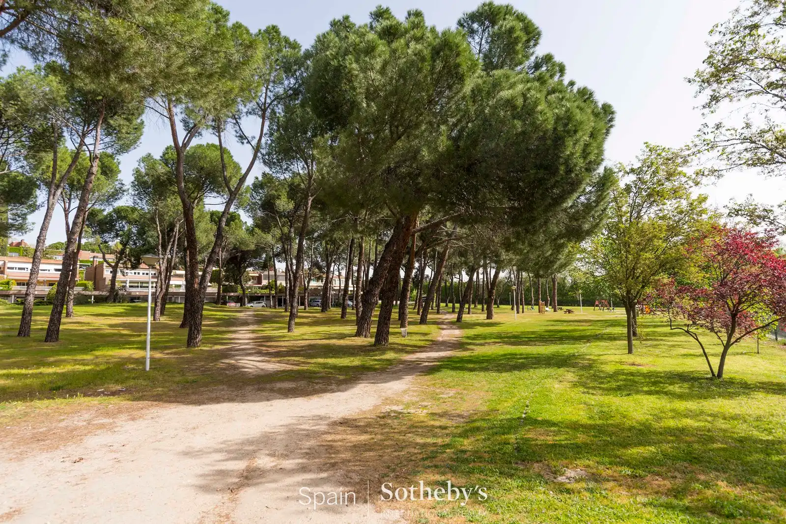 Vista exterior de Apartamento en venta en Madrid con Aire acondicionado, Calefacción y Jardín privado
