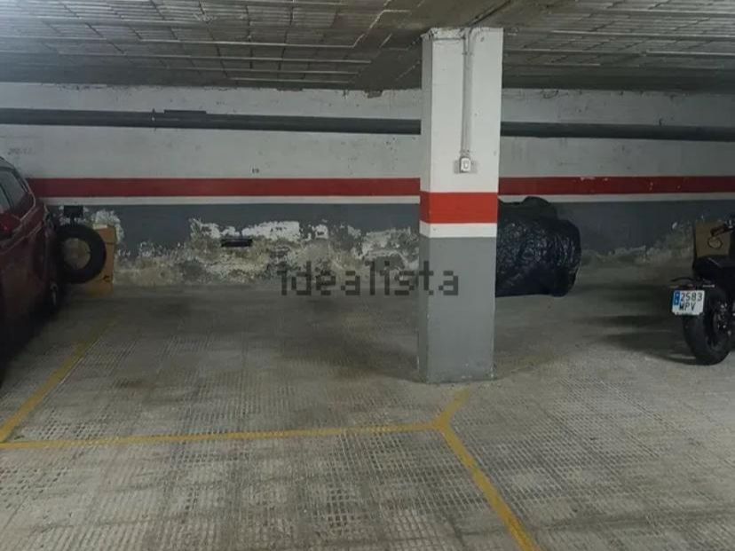 Aparcament de Garatge de lloguer en Cornellà de Llobregat