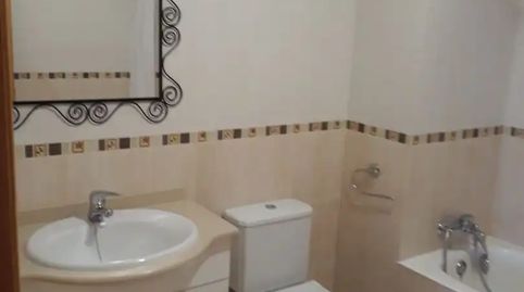 Foto 2 von Wohnung zur Miete in Calle Luis Hidalgo, 28, Mora, Toledo