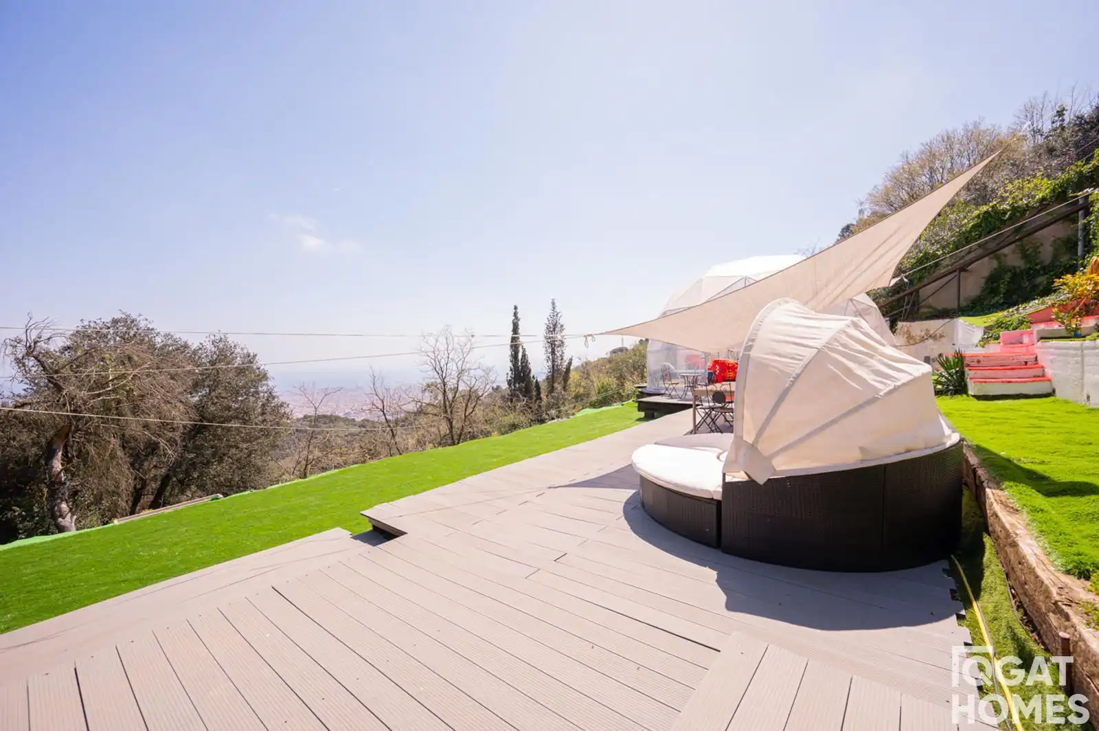 Terrassa de Casa o xalet en venda en Barcelona amb Aire condicionat, Calefacció i Jardí privat