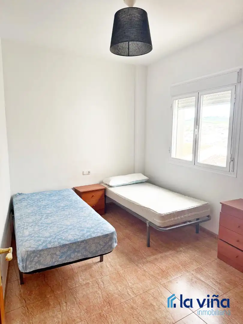 Bedroom of Attic for sale in Alameda  with Air Conditioner, Heating and Furnished