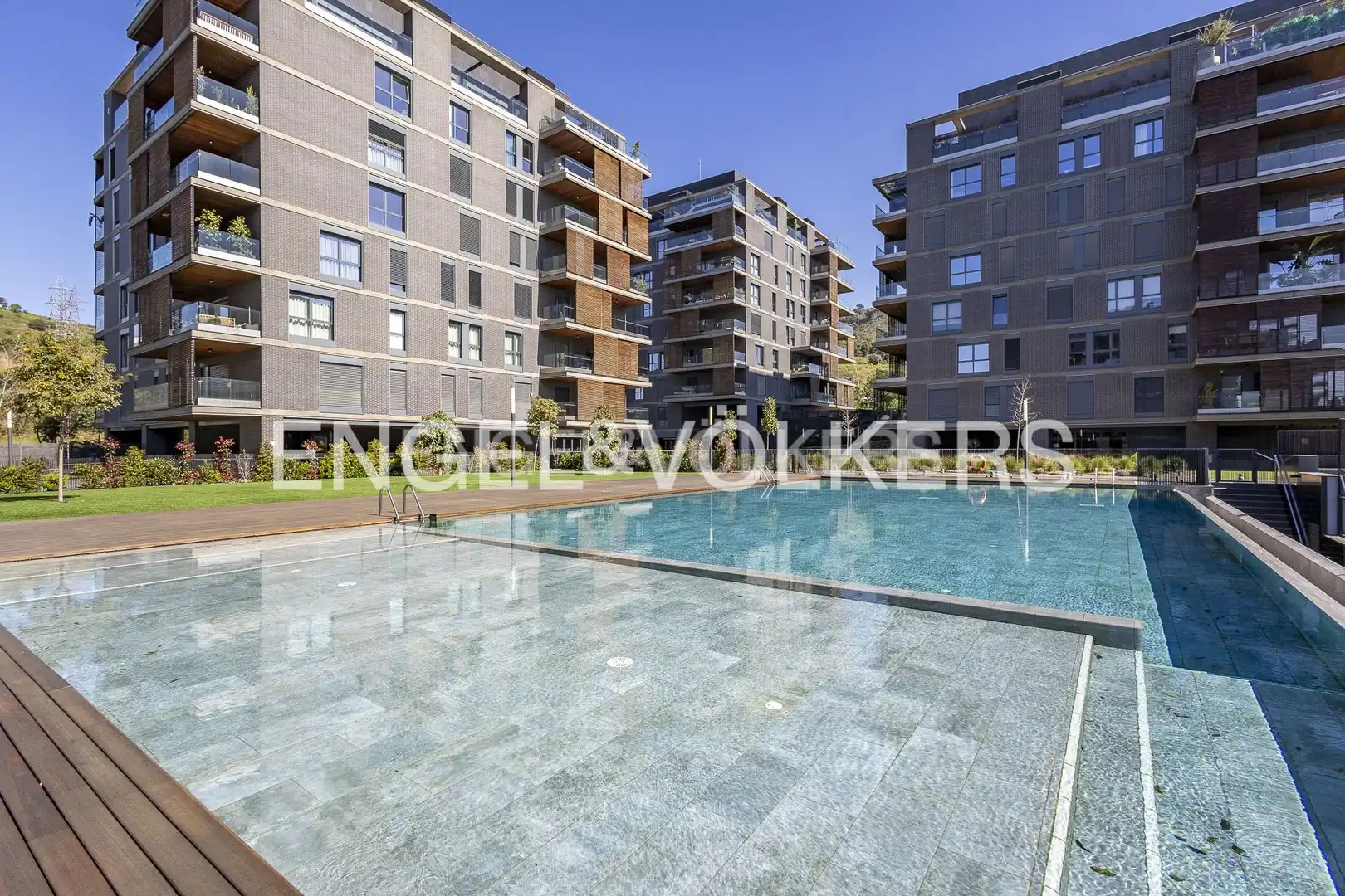 Piscina de Ático en venta en Esplugues de Llobregat con Aire acondicionado, Calefacción y Terraza