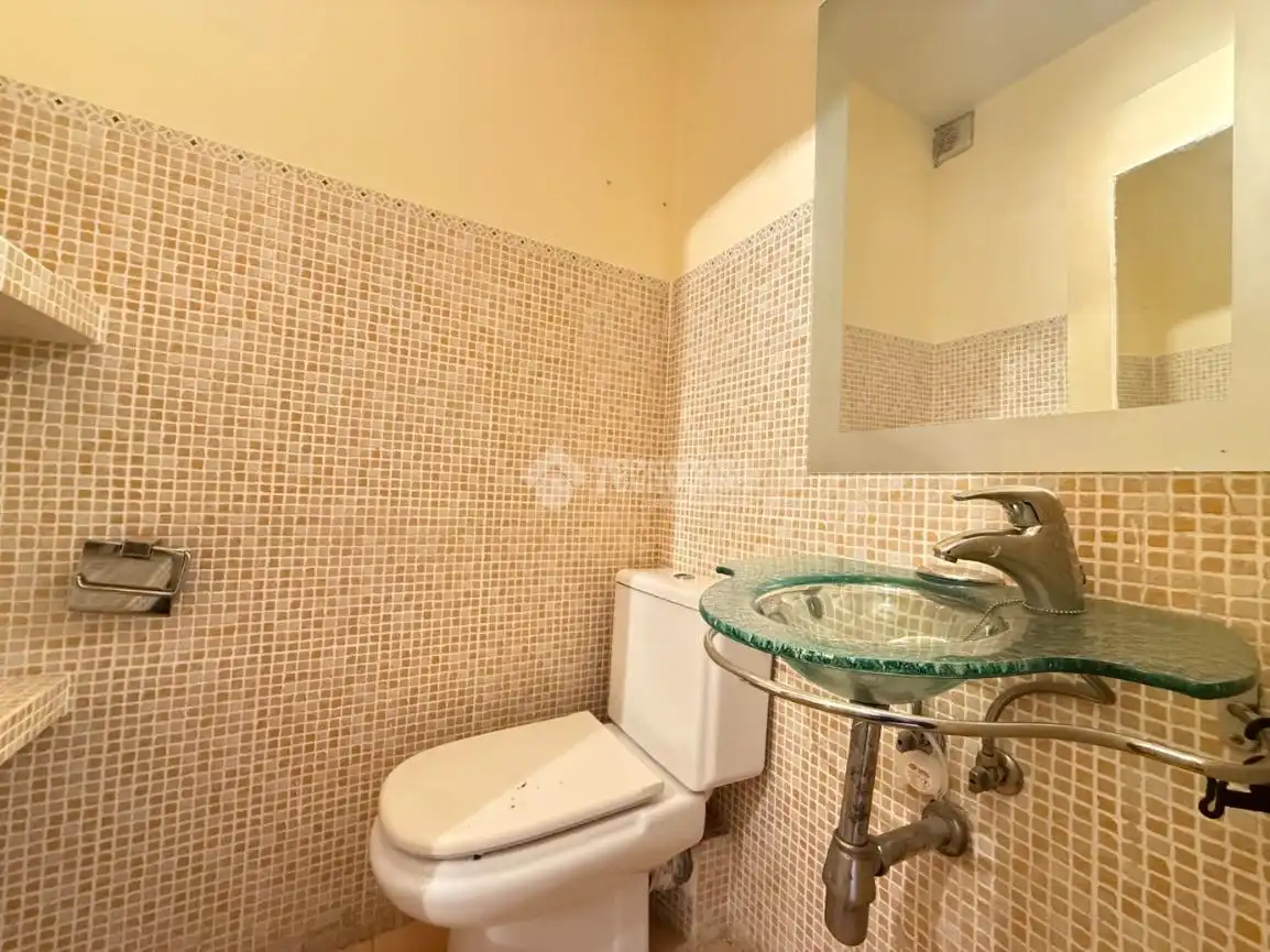 Baño de Piso en venta en Galapagar con Calefacción y Terraza