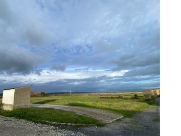 Wohnbaugrundstück zum Verkauf in Carcaboso