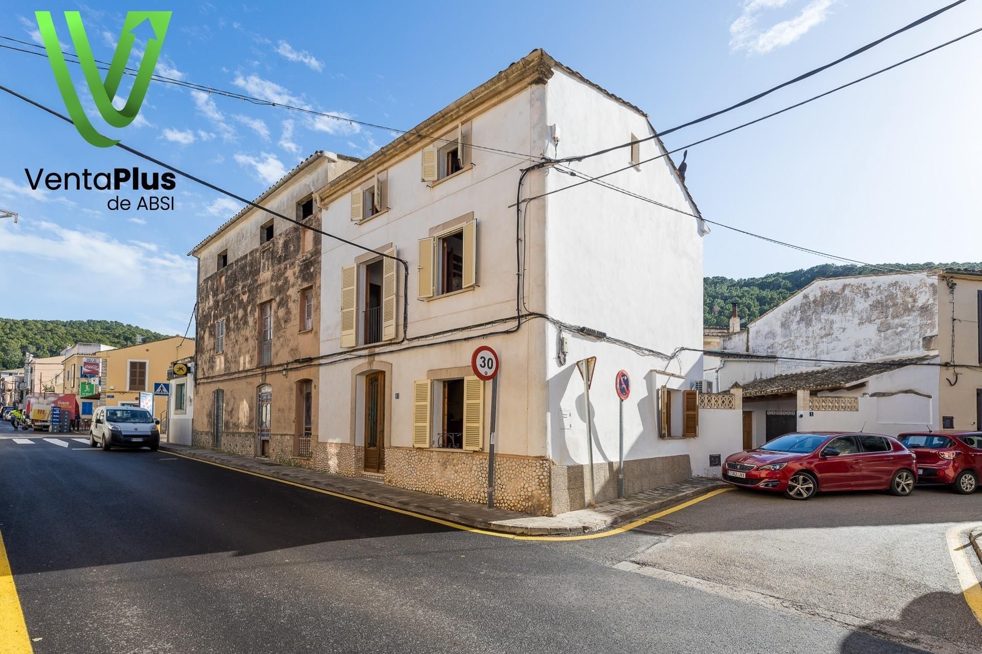 Vista exterior de Casa o xalet en venda en Andratx amb Calefacció, Jardí privat i Terrassa