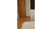 Bedroom of Flat for sale in  Madrid Capital  with Air Conditioner