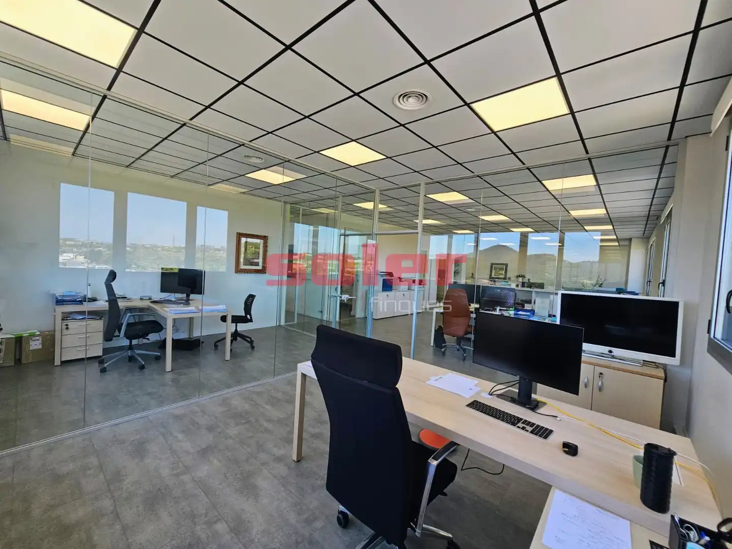 Oficina de lloguer en Rubí amb Aire condicionat i Traster