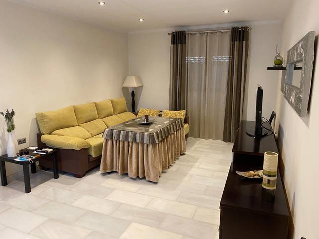 Casa-chalet en Venta en Marchena