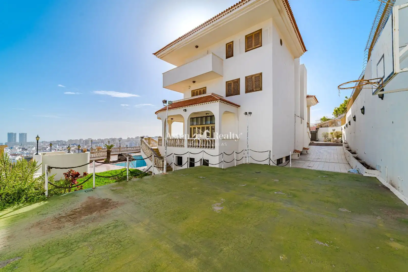 Vista exterior de Casa o chalet en venta en Santa Cruz de Tenerife con Aire acondicionado, Terraza y Piscina