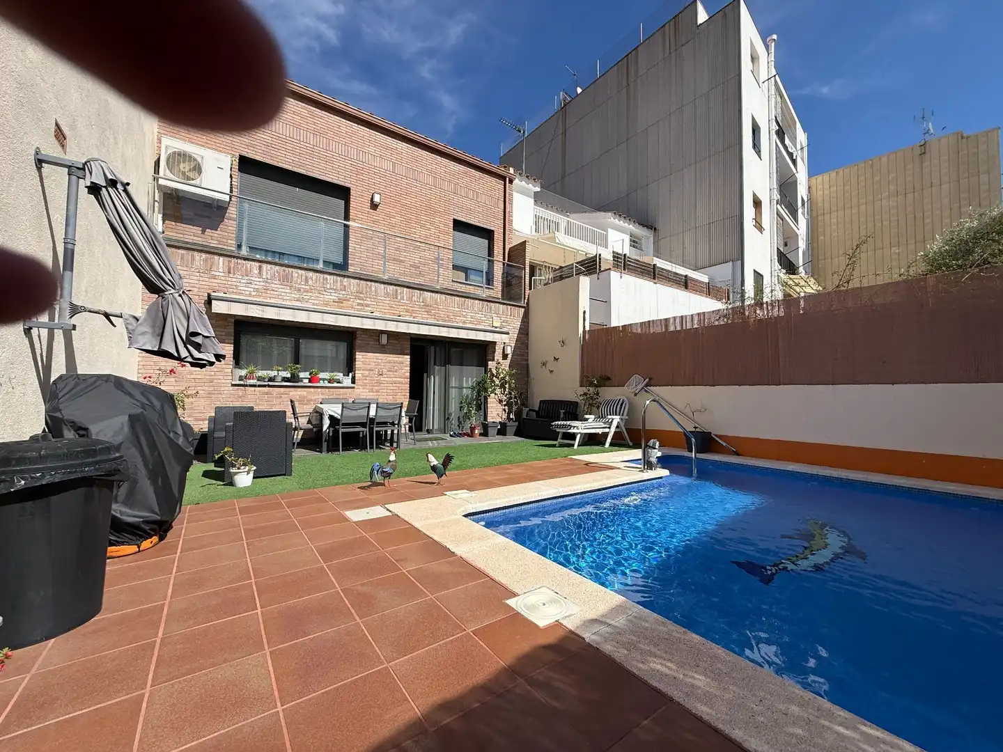 Piscina de Casa o chalet en venta en Premià de Mar con Aire acondicionado, Calefacción y Jardín privado
