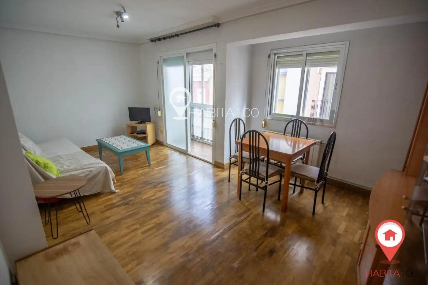Habitación de Piso en venta en Cuenca con Calefacción, Terraza y Trastero
