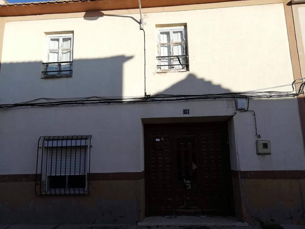 Vista exterior de Casa adosada en venta en Pedro Muñoz con Trastero