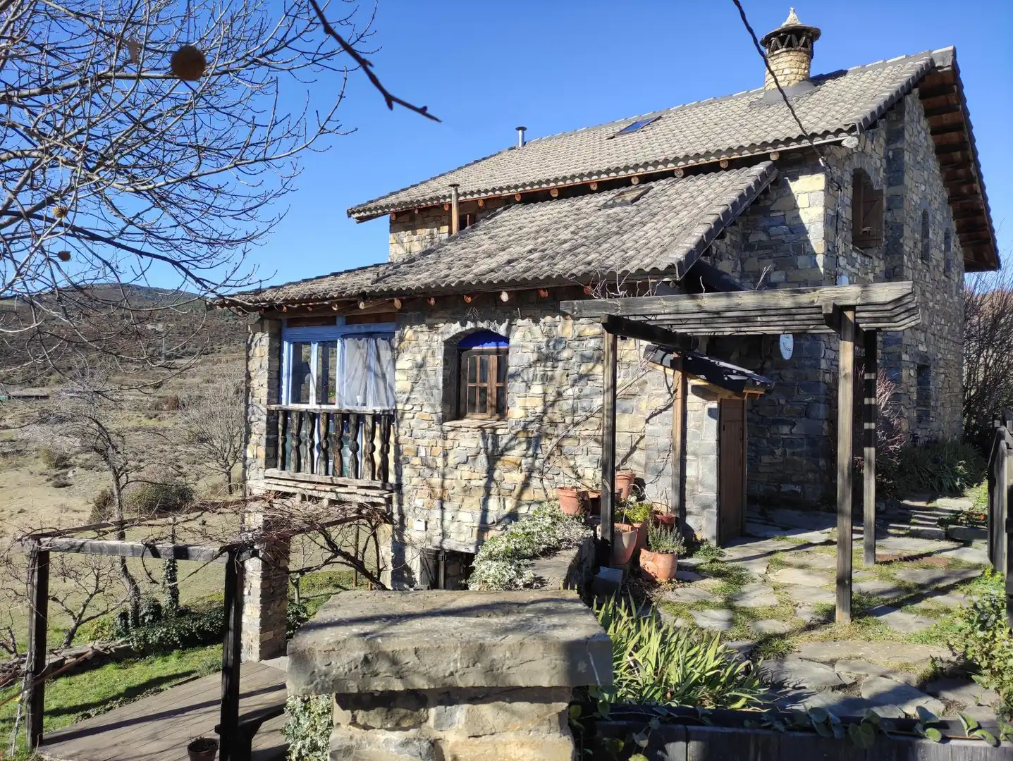 Vista exterior de Casa o xalet en venda en Fanlo amb Calefacció, Jardí privat i Terrassa