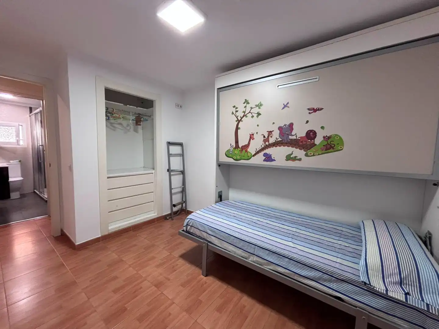 Bedroom of Flat for rent in Burjassot  with Furnished, Oven and Washing machine