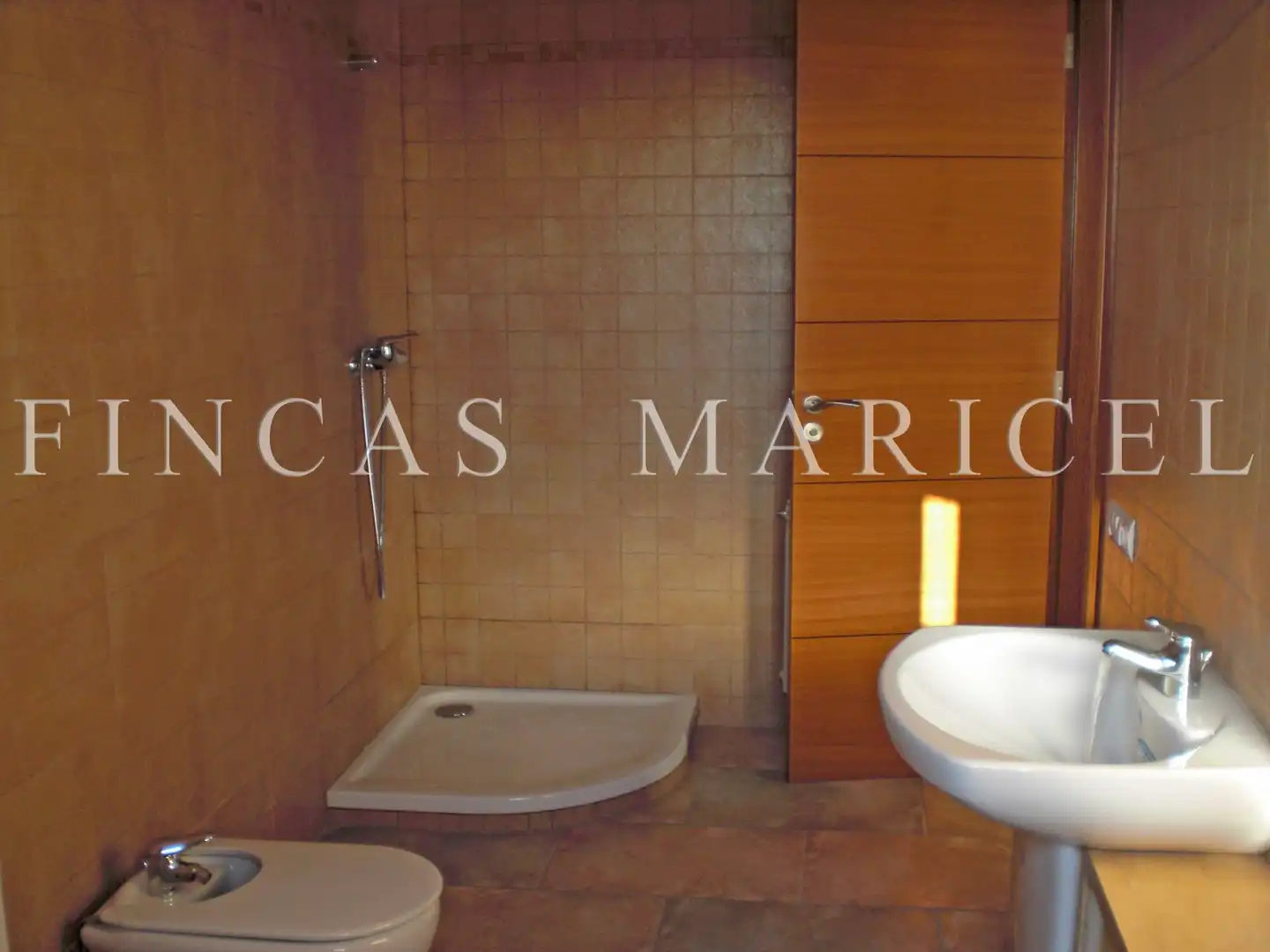 Bathroom of Houses for sale in Sitges  with Air Conditioner, Heating and Private garden