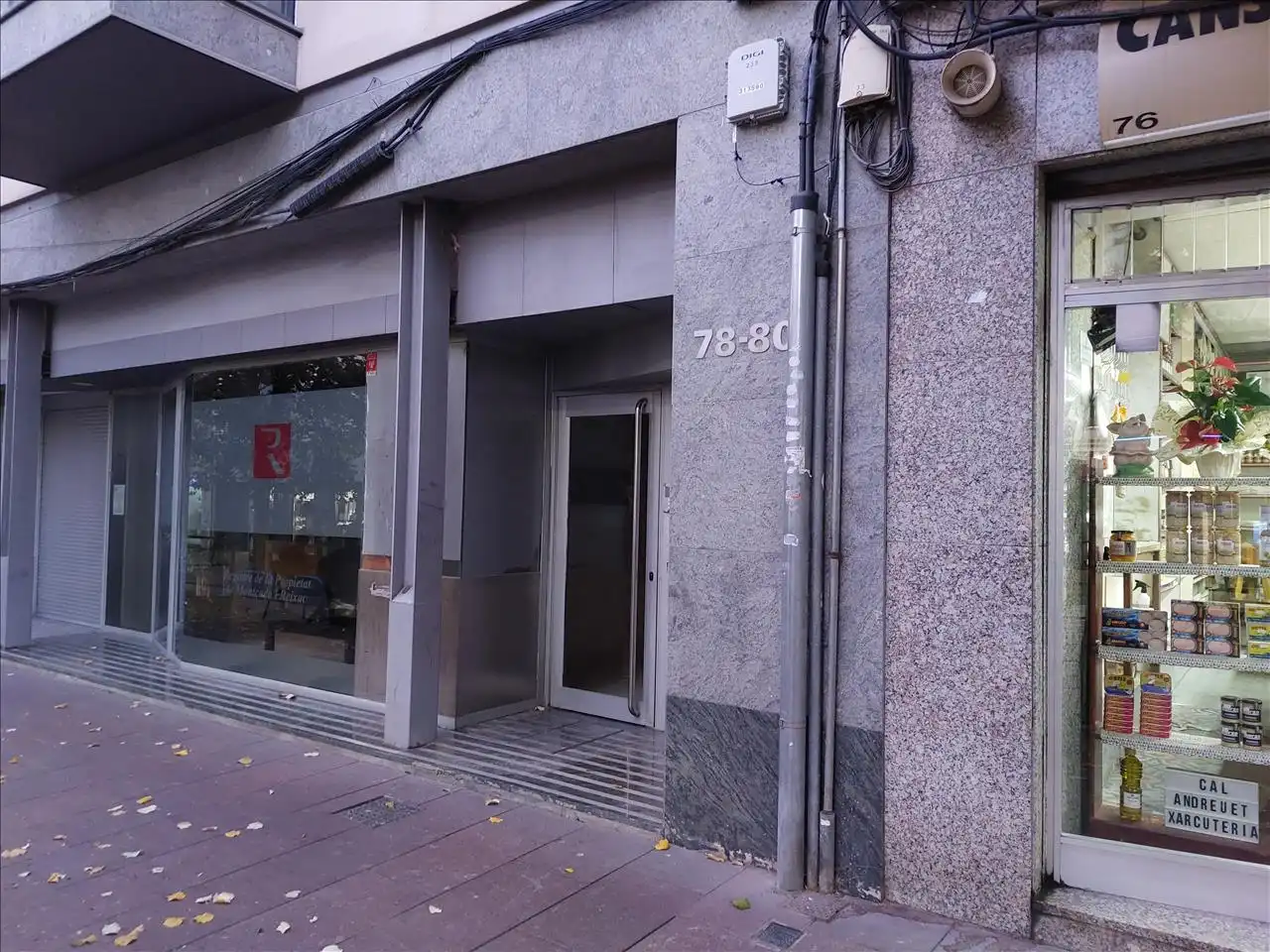 Vista exterior de Garaje en venta en Montcada i Reixac