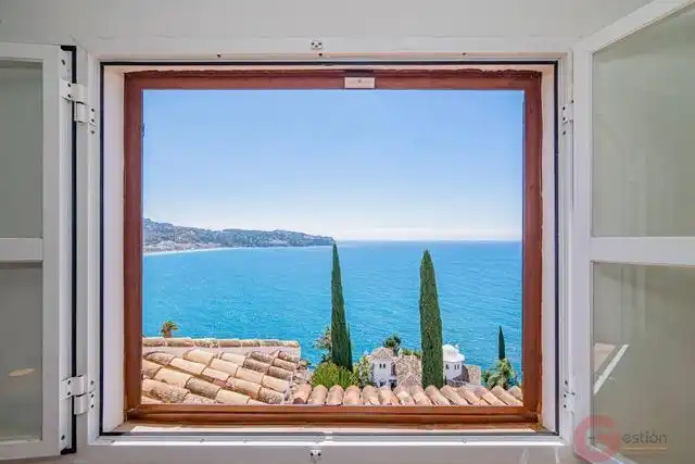 Houses for sale in Las Palomas