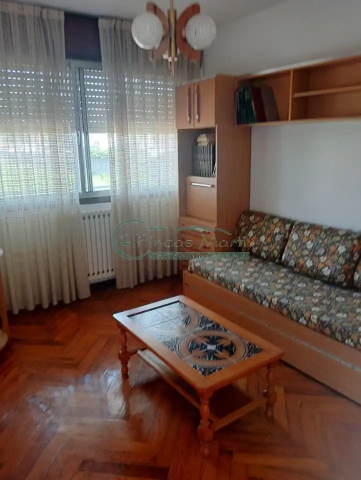 Habitación de Casa o chalet en venta en Vigo  con Calefacción, Jardín privado y Terraza