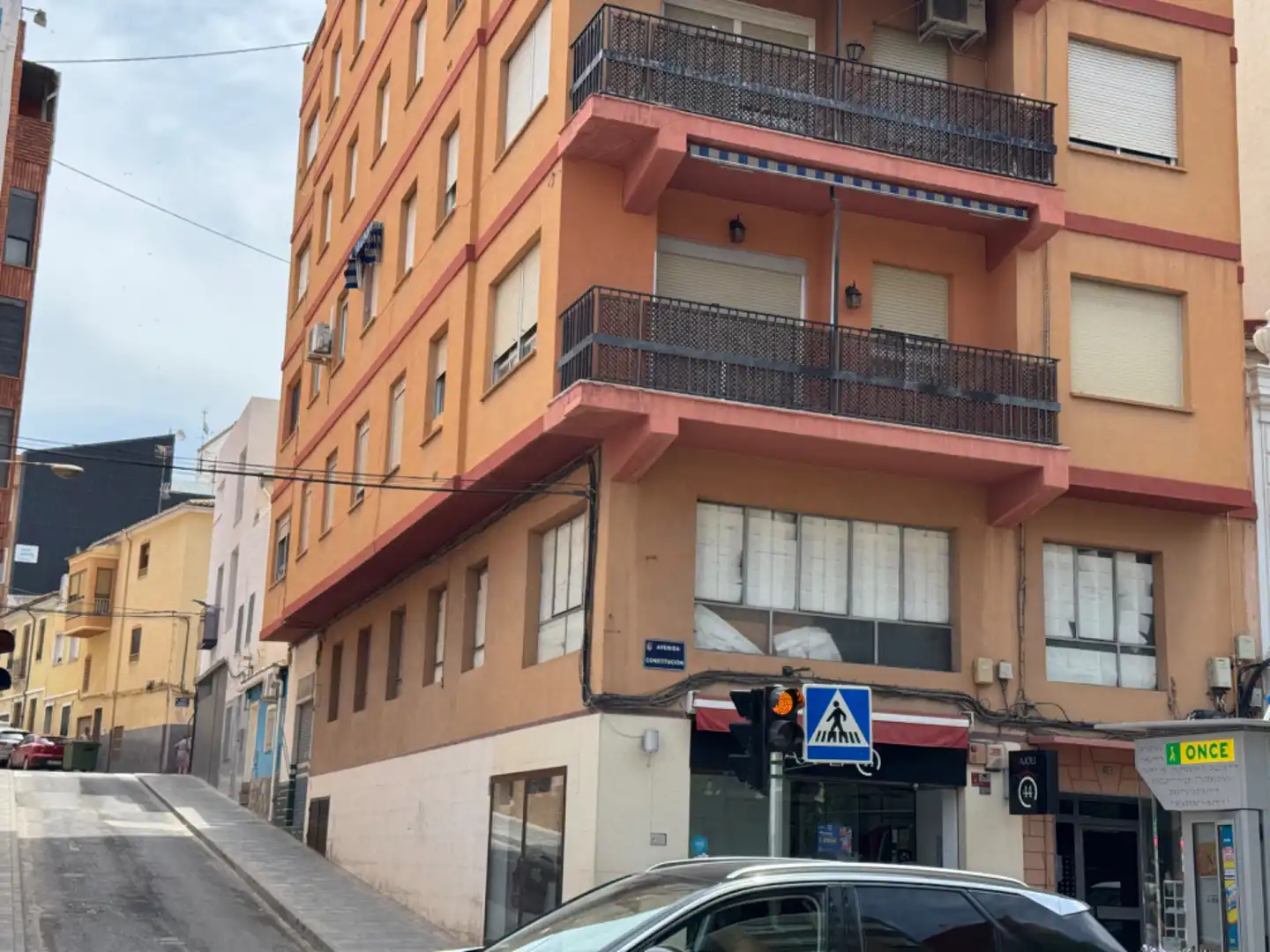 Business premises for sale in Avenida Constitución