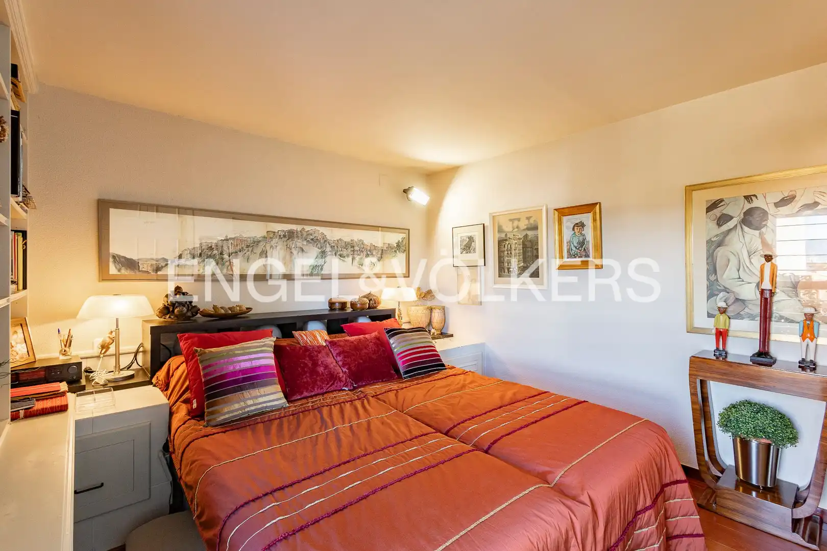 Casa con balcón en venta en La Miranda, imagen 32