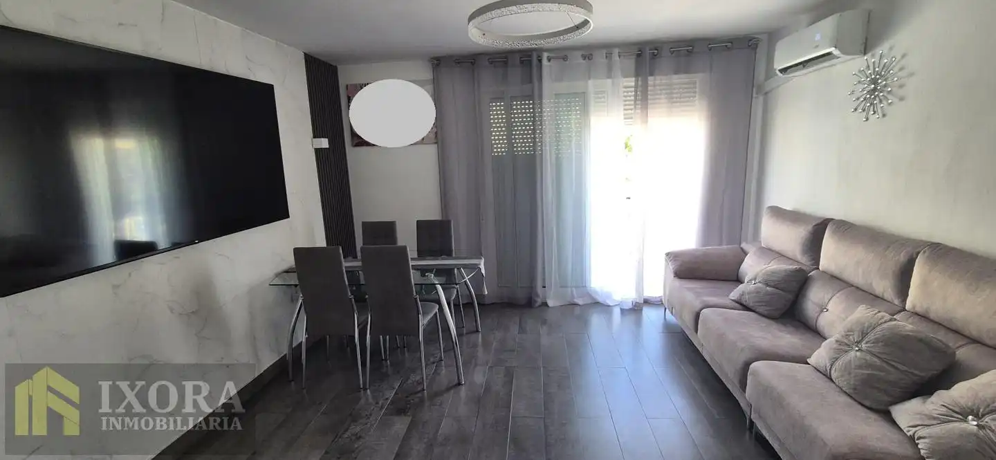 Flat with lift for sale in Calle Fernando de Herrera, imagen 2