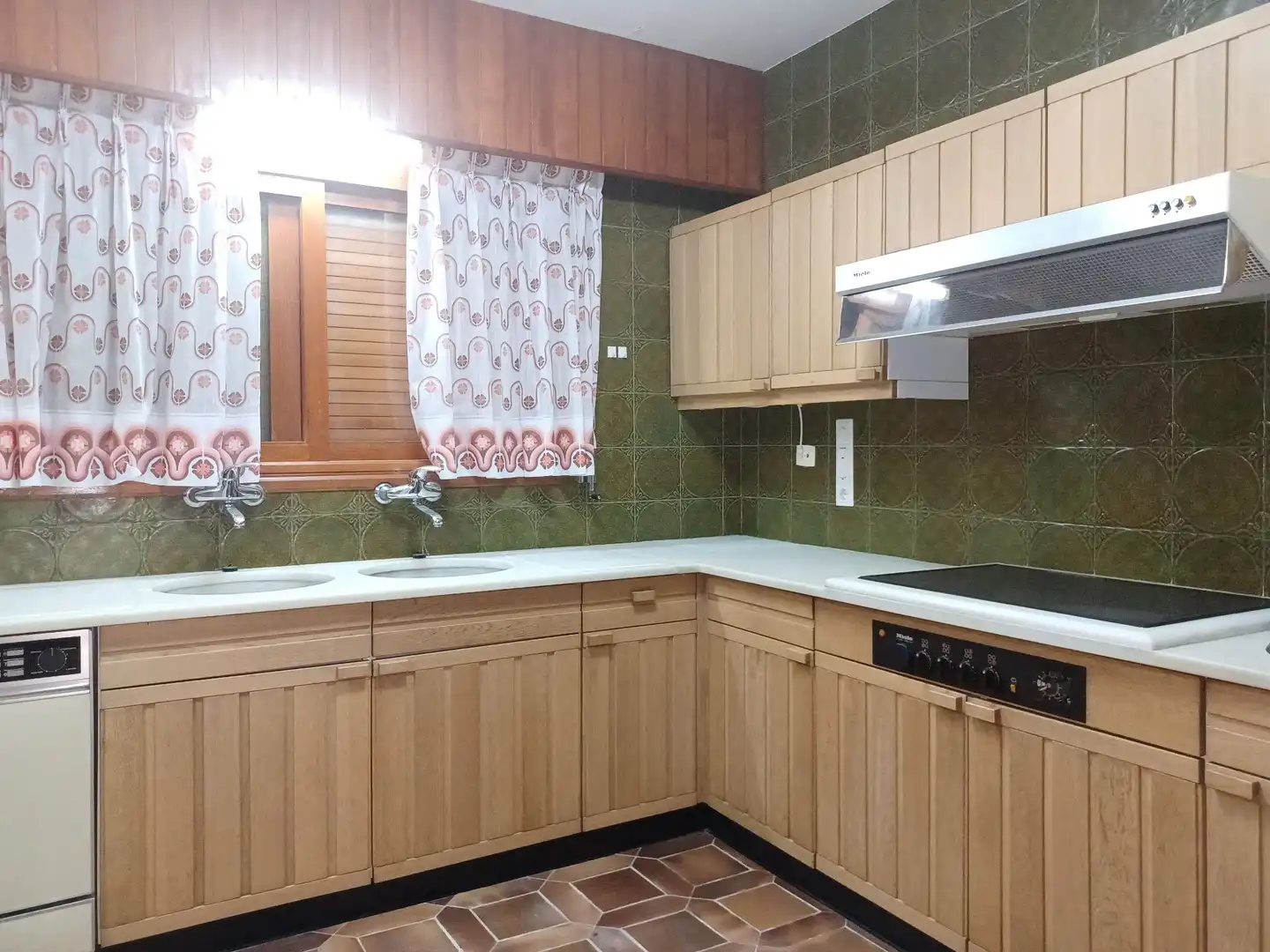 Kitchen of Houses for sale in Albaida  with Storage room and Swimming Pool