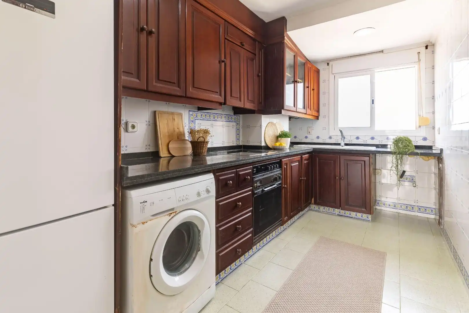 Cocina de Apartamento en venta en Valencia con Jardín privado y Piscina comunitaria