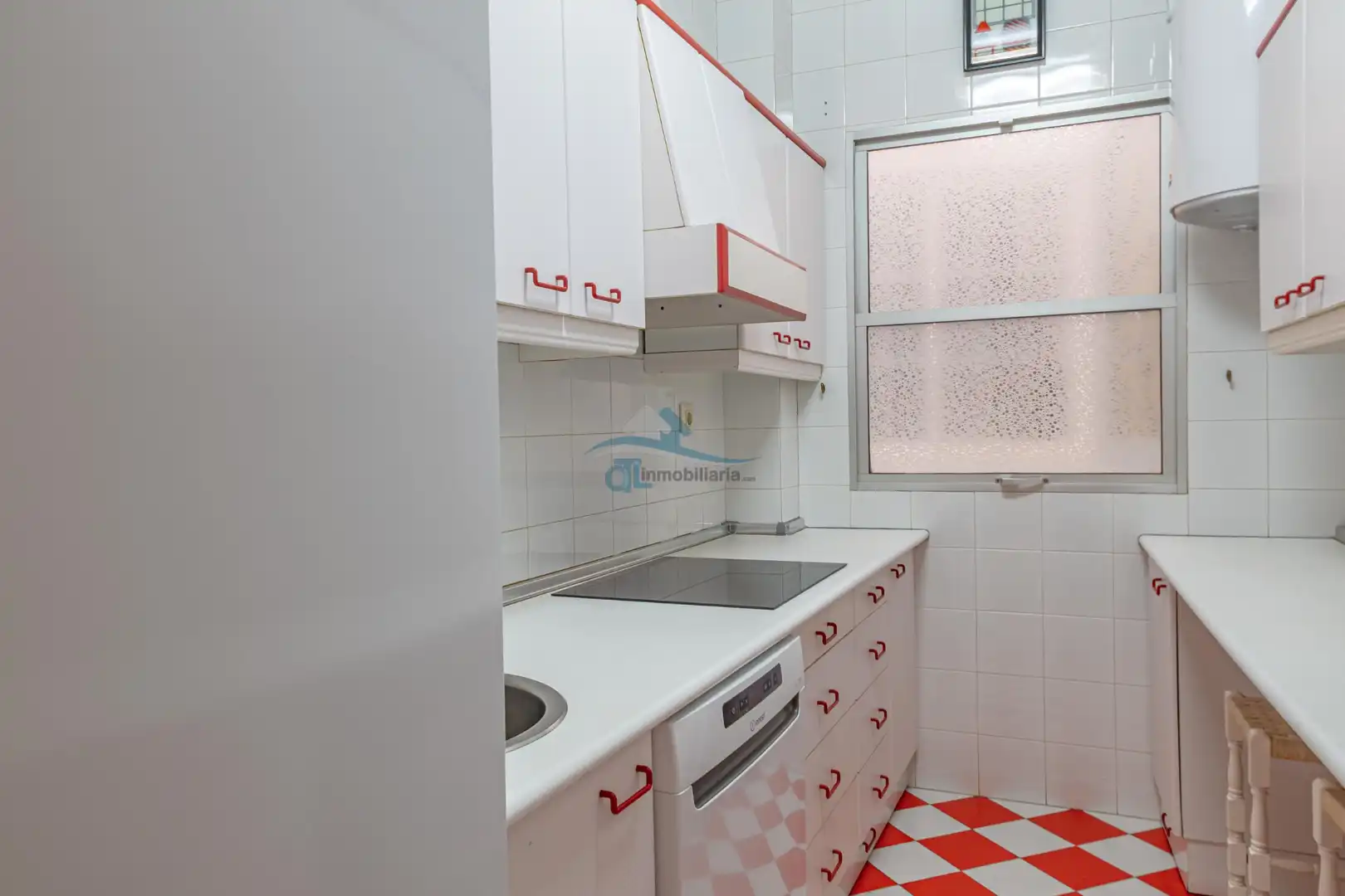 Cocina de Piso de alquiler en Linares con Aire acondicionado, Calefacción y Lavadora