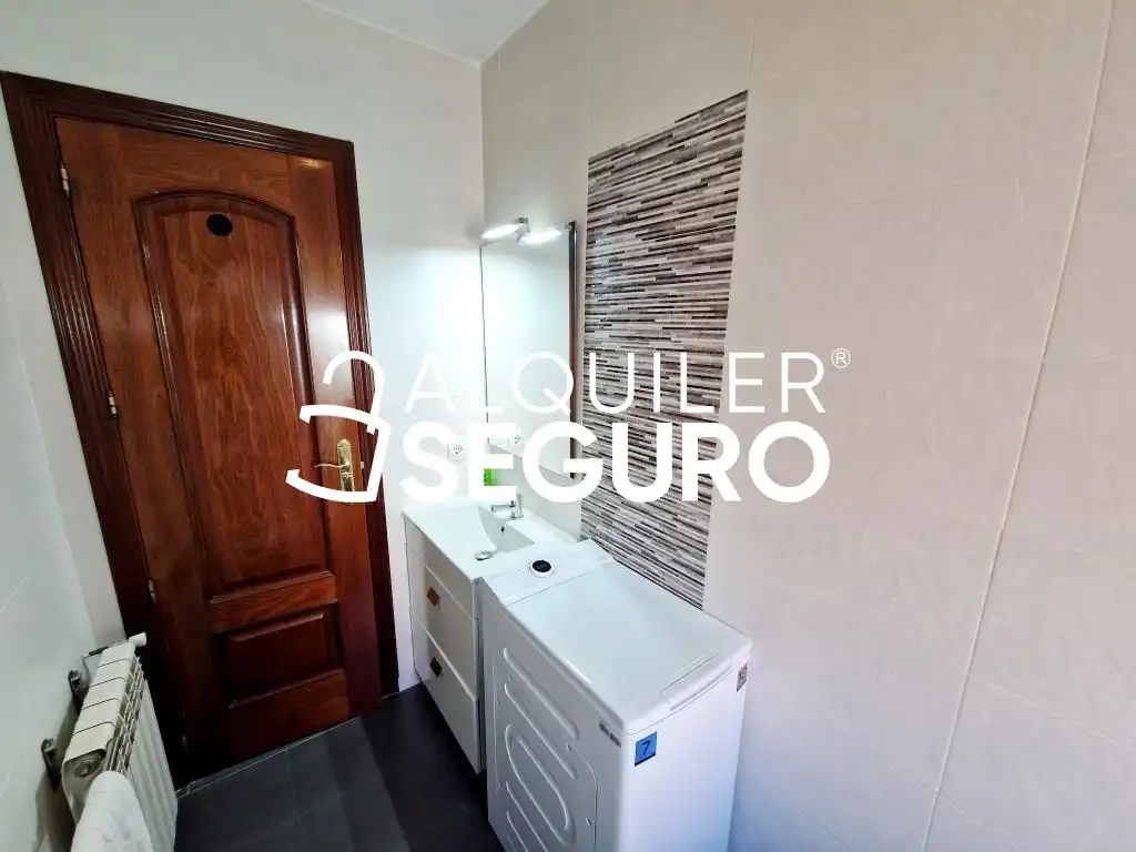 Bany de Pis de lloguer en Alcorcón amb Aire condicionat, Calefacció i Terrassa