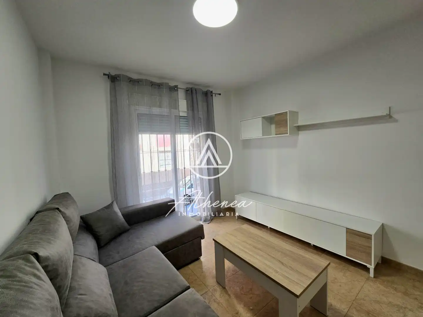 Sala de estar de Piso en venta en Roquetas de Mar con Amueblado, Horno y Microondas