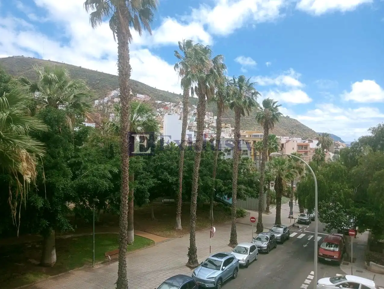 Außenansicht von Wohnung zum Verkauf in Santa Cruz de Tenerife mit Terrasse und Möbliert