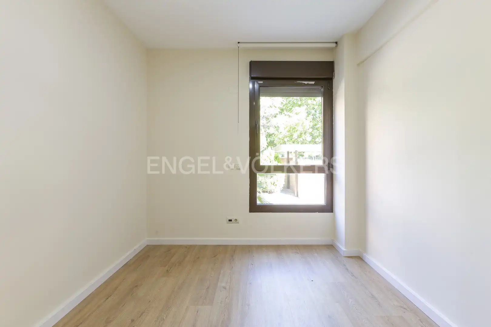 Piso de alquiler en Avenida de Valdemarin, Valdemarín