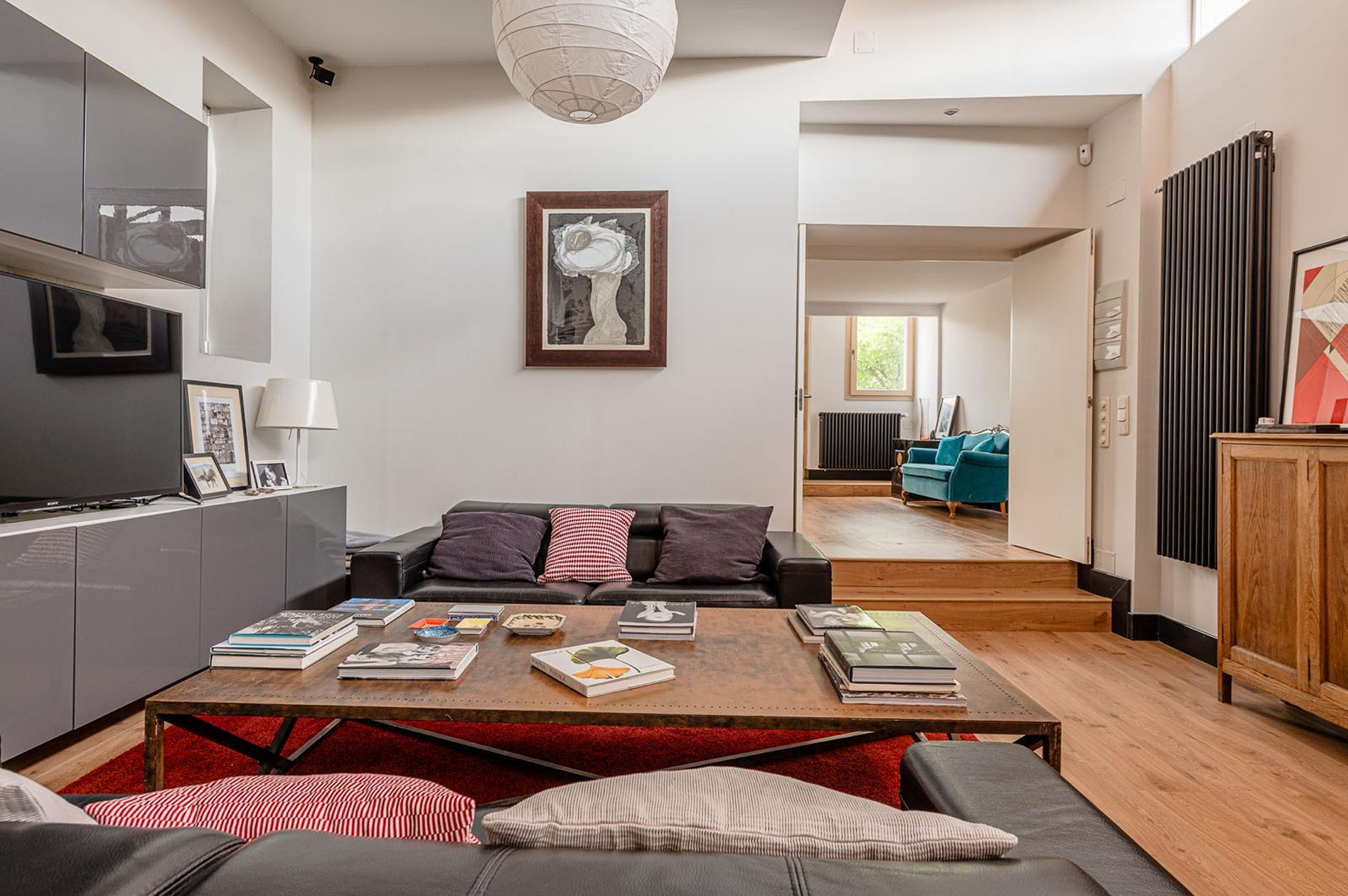 Sala d'estar de Casa o xalet en venda en  Madrid Capital amb Jardí privat, Terrassa i Traster
