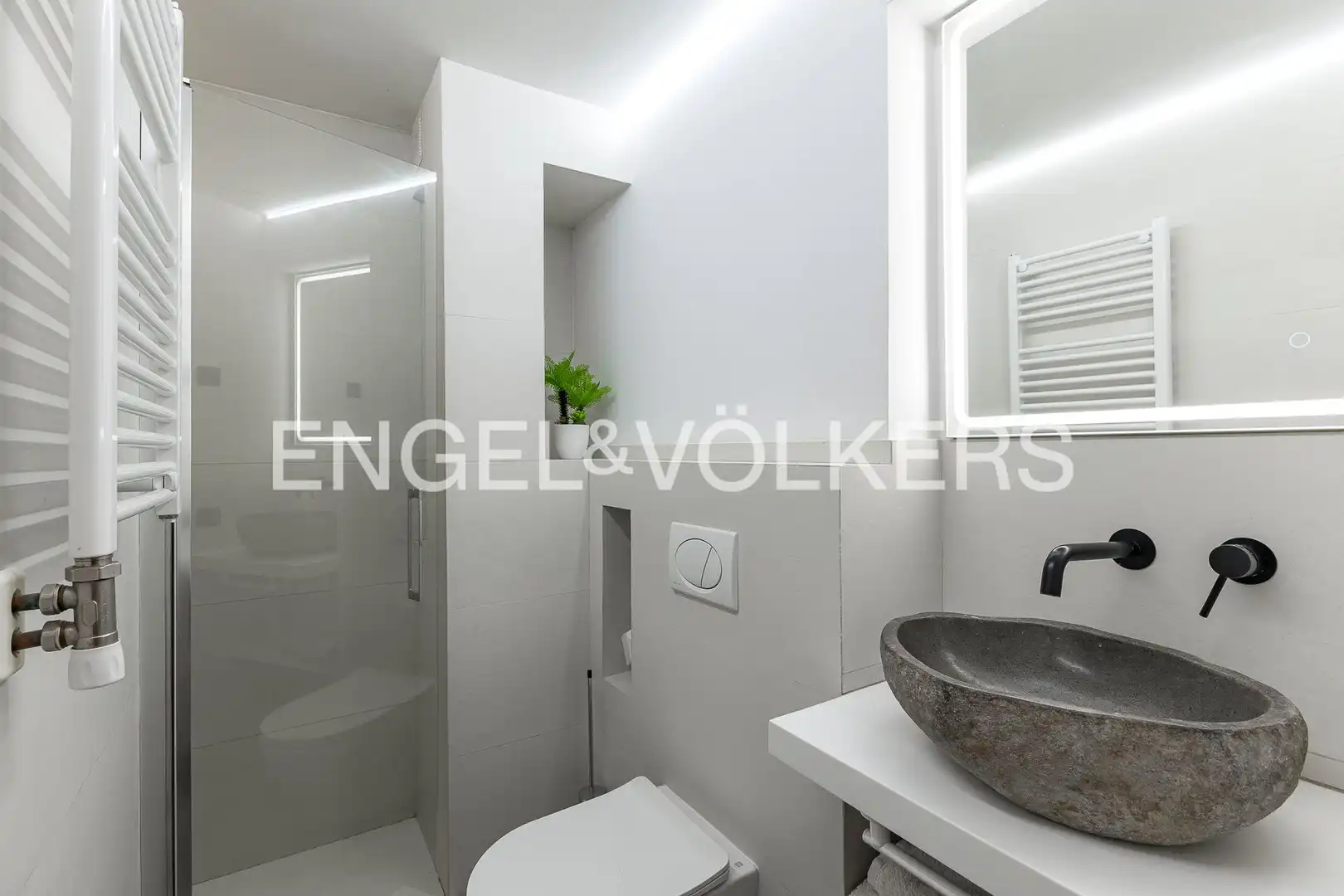 Bathroom of Flat for sale in Sant Feliu de Llobregat  with Heating, Terrace and Storage room