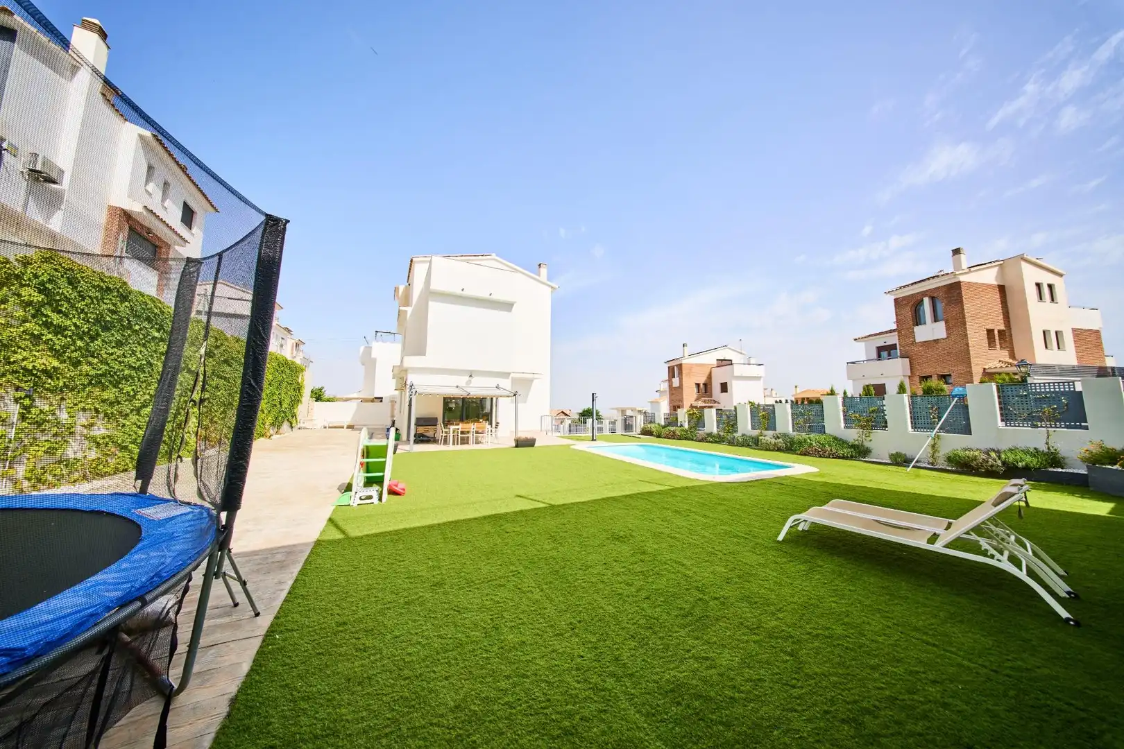 Piscina de Casa o chalet en venta en Dílar con Calefacción y Piscina comunitaria