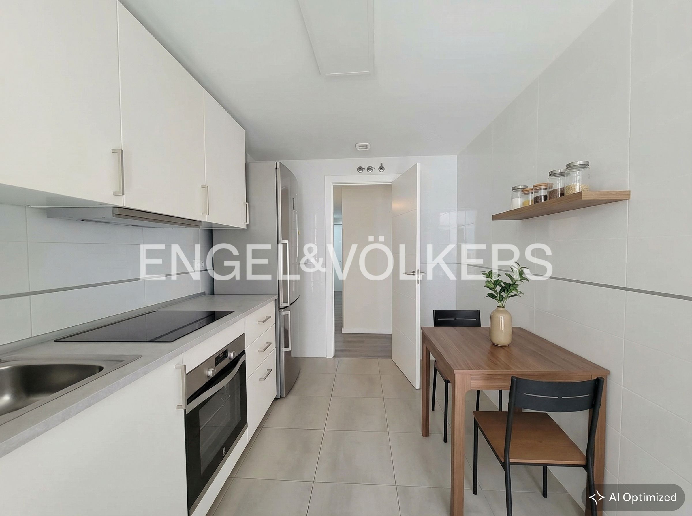 Cuina de Apartament en venda en  Madrid Capital amb Aire condicionat, Calefacció i Terrassa