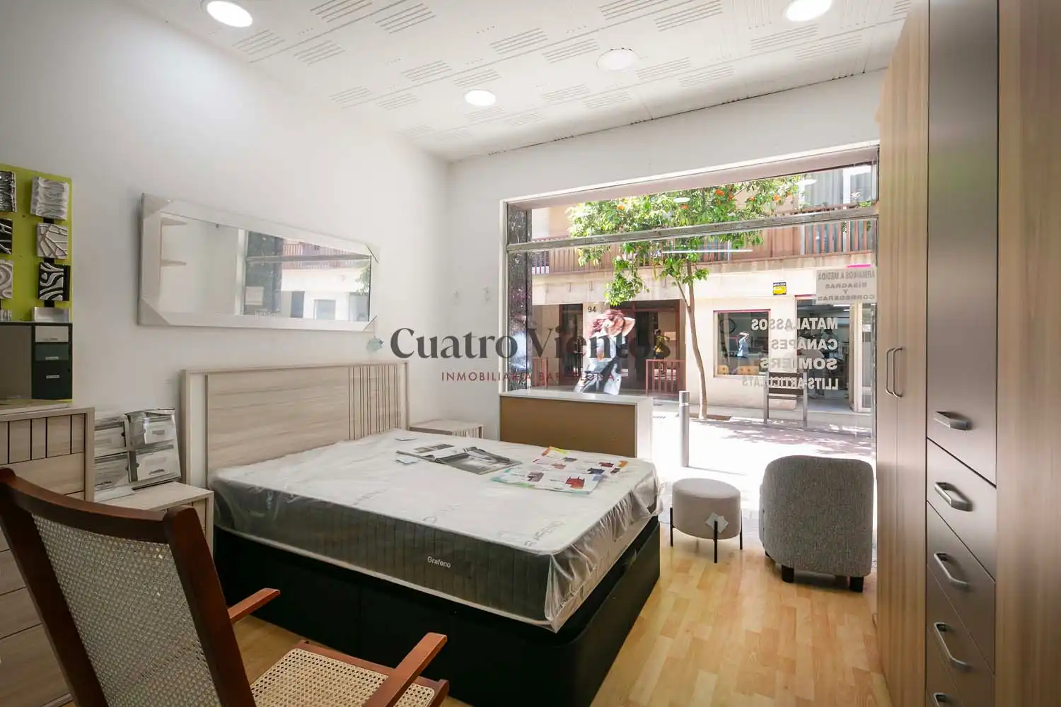 Habitación de Local en venta en Barcelona con Terraza