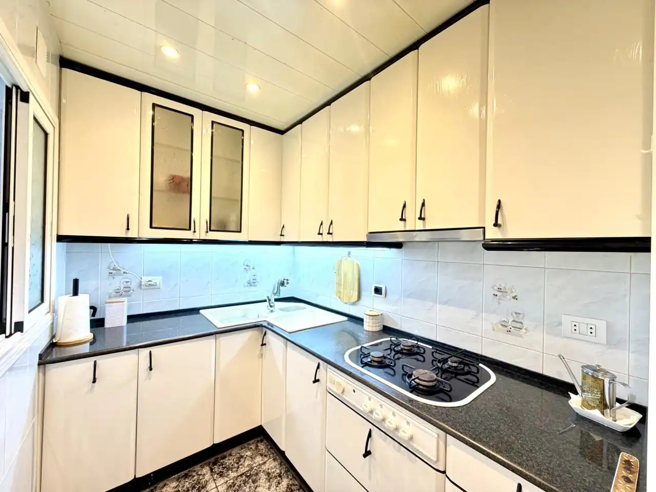 Kitchen of Flat for sale in Barcelona  with Air Conditioner
