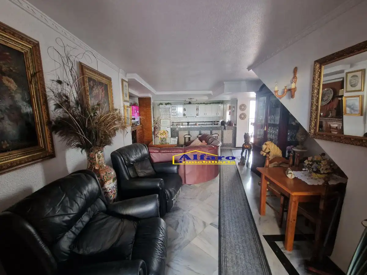 Casa adosada en venta en Almonte con Terraza, Trastero y Balcón
