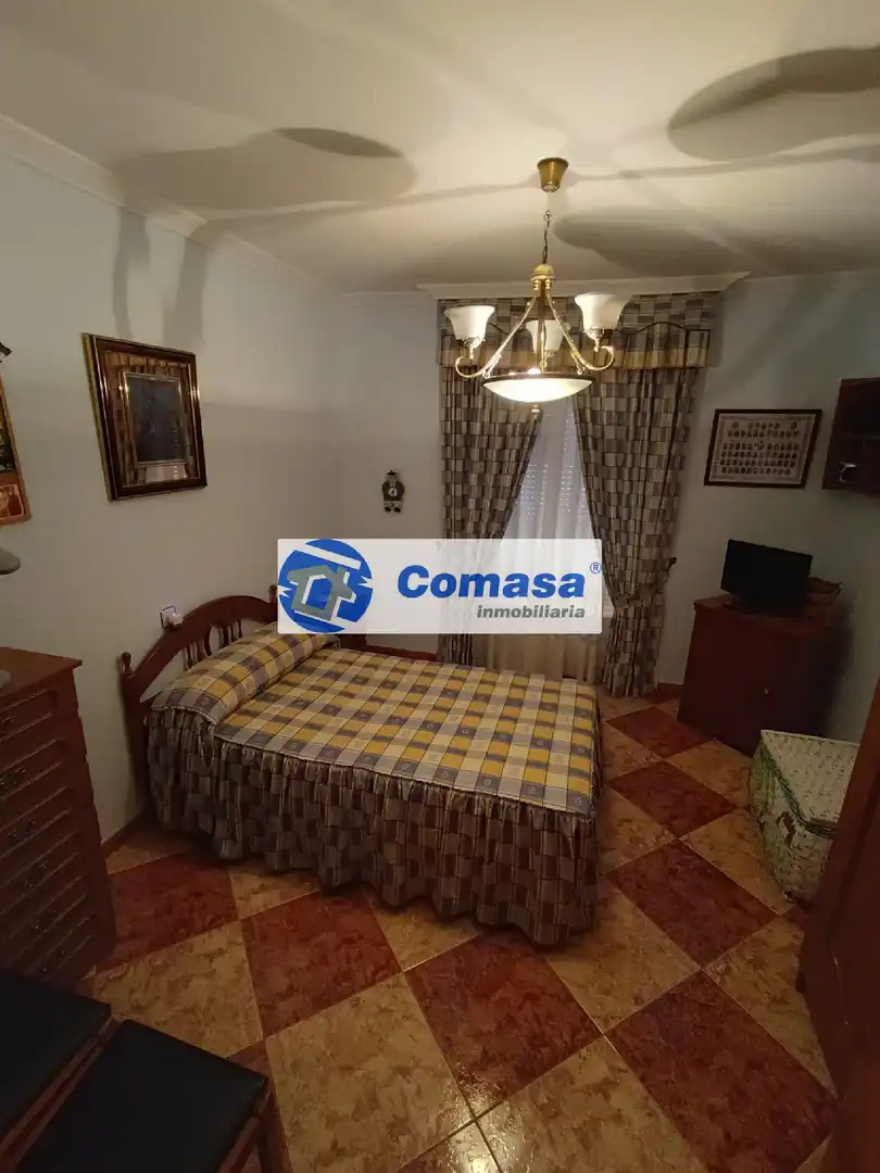 House with garden for sale in Martos, imagen 9