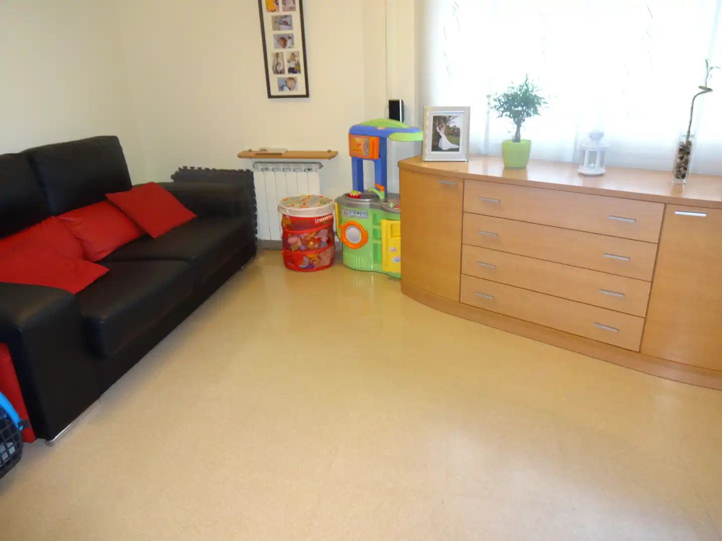Sala de estar de Piso en venta en Rubí con Aire acondicionado, Calefacción y Amueblado