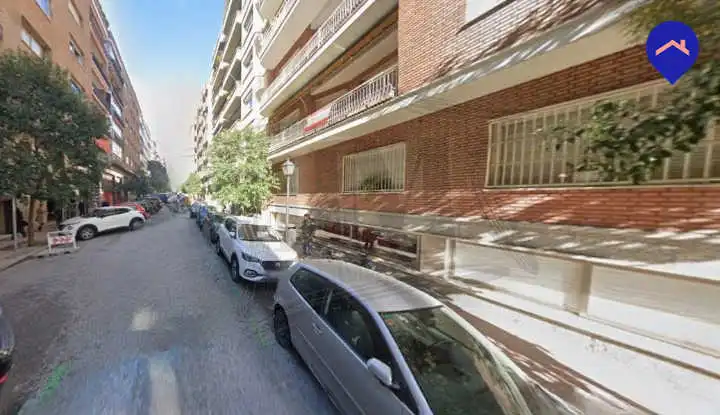 Vista exterior de Oficina en venda en Madrid amb Calefacció i Internet